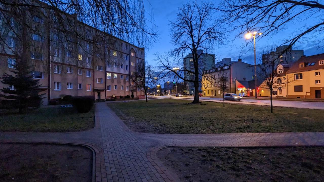 4 Pokoje, Oddzielne Biuro Do Pracy, Kominek, Klimatyzacja, Idealne Dla Rodzin Z Dziecmi, Przy Parku Na Wyspie Piła Buitenkant foto